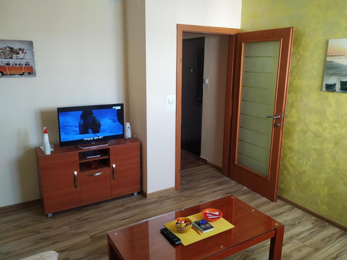 פודגוריצה Apartment Dora מראה חיצוני תמונה
