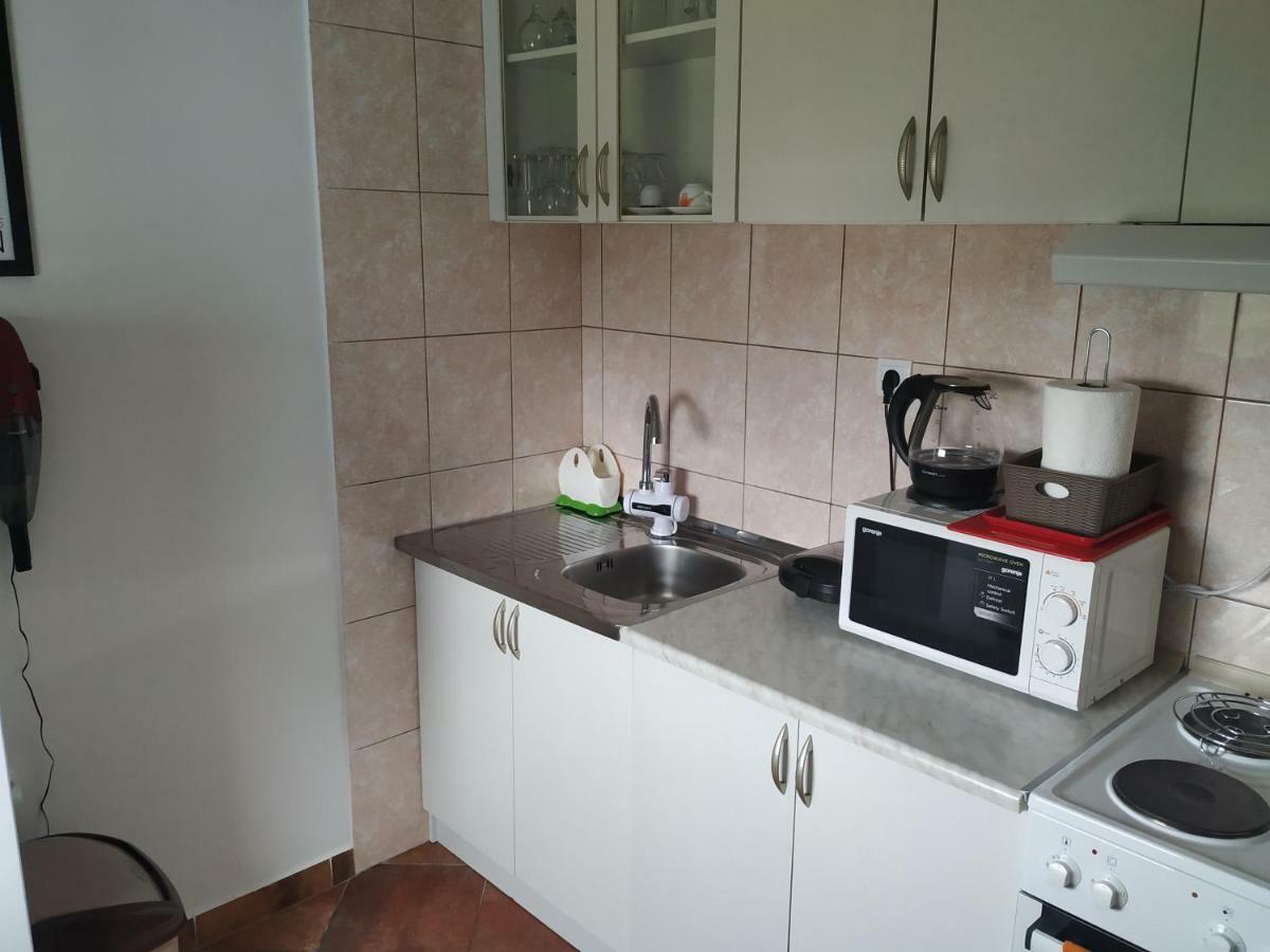 פודגוריצה Apartment Dora מראה חיצוני תמונה