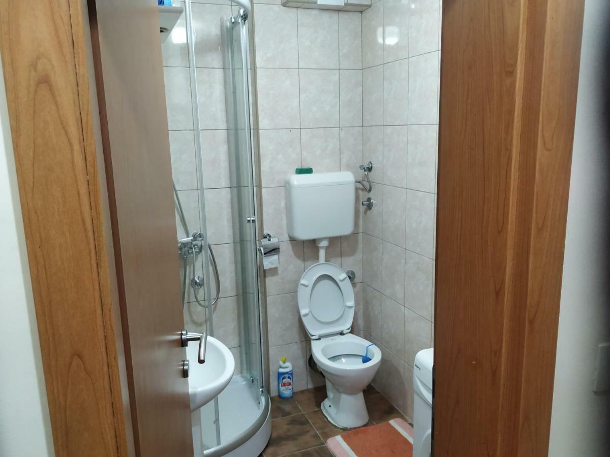 פודגוריצה Apartment Dora מראה חיצוני תמונה
